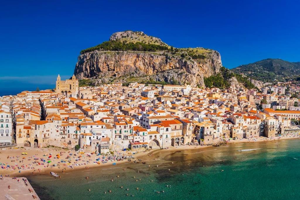 Cozy Beach House Cefalù Exteriör bild
